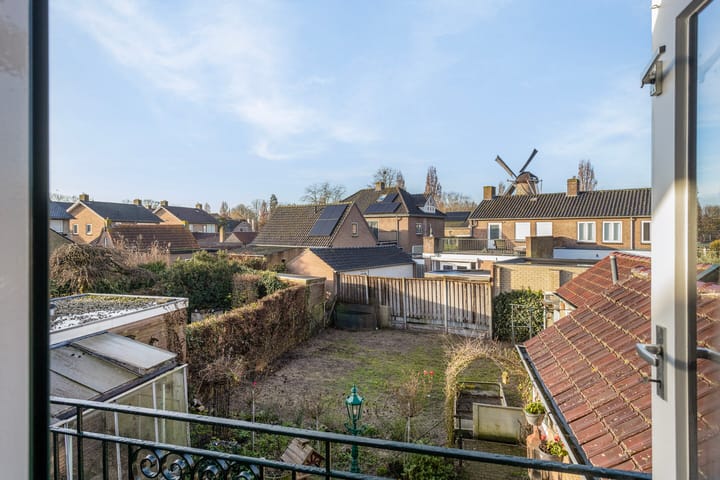 Foto 20 van Leeuwebekstraat 11