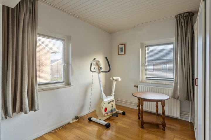 Foto 24 van Leeuwebekstraat 11