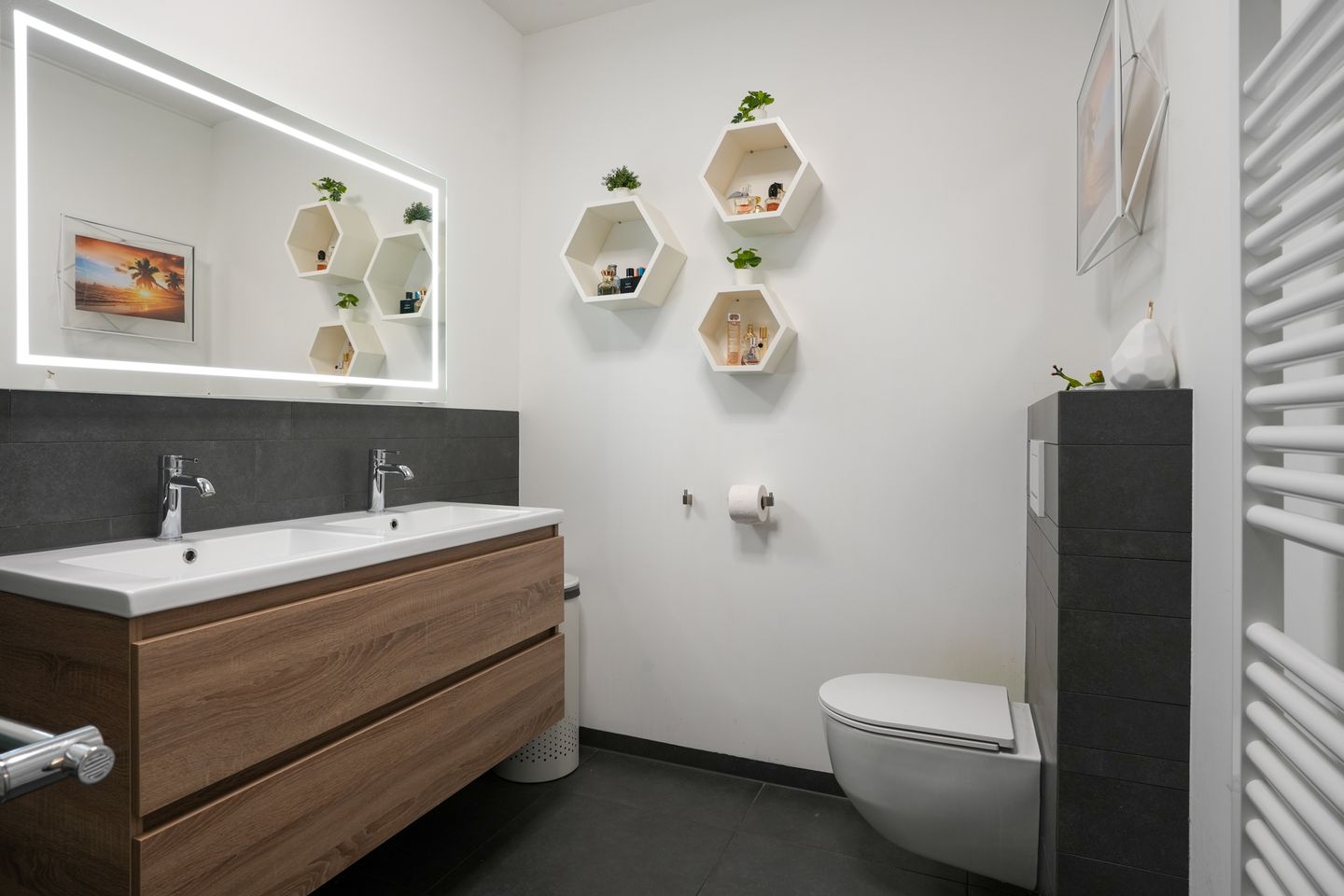 Foto 19 van Van Cosselaerstraat 47