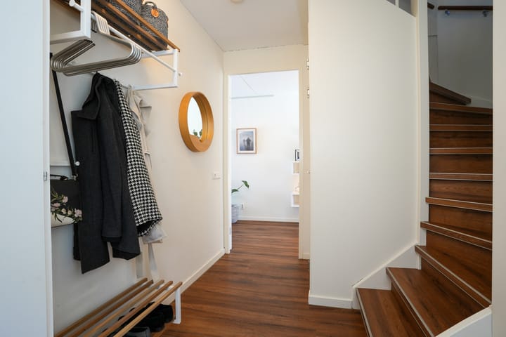 Photo 12 of Van Cosselaerstraat 47