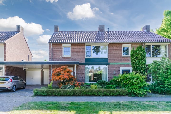 Foto 1 van Vondelstraat 13