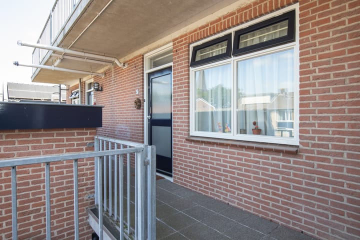 Foto 6 van Voorstraat 42-A