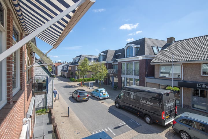 Foto 17 van Voorstraat 42-A