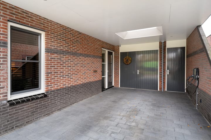 Photo 3 of Moonenlaan 66