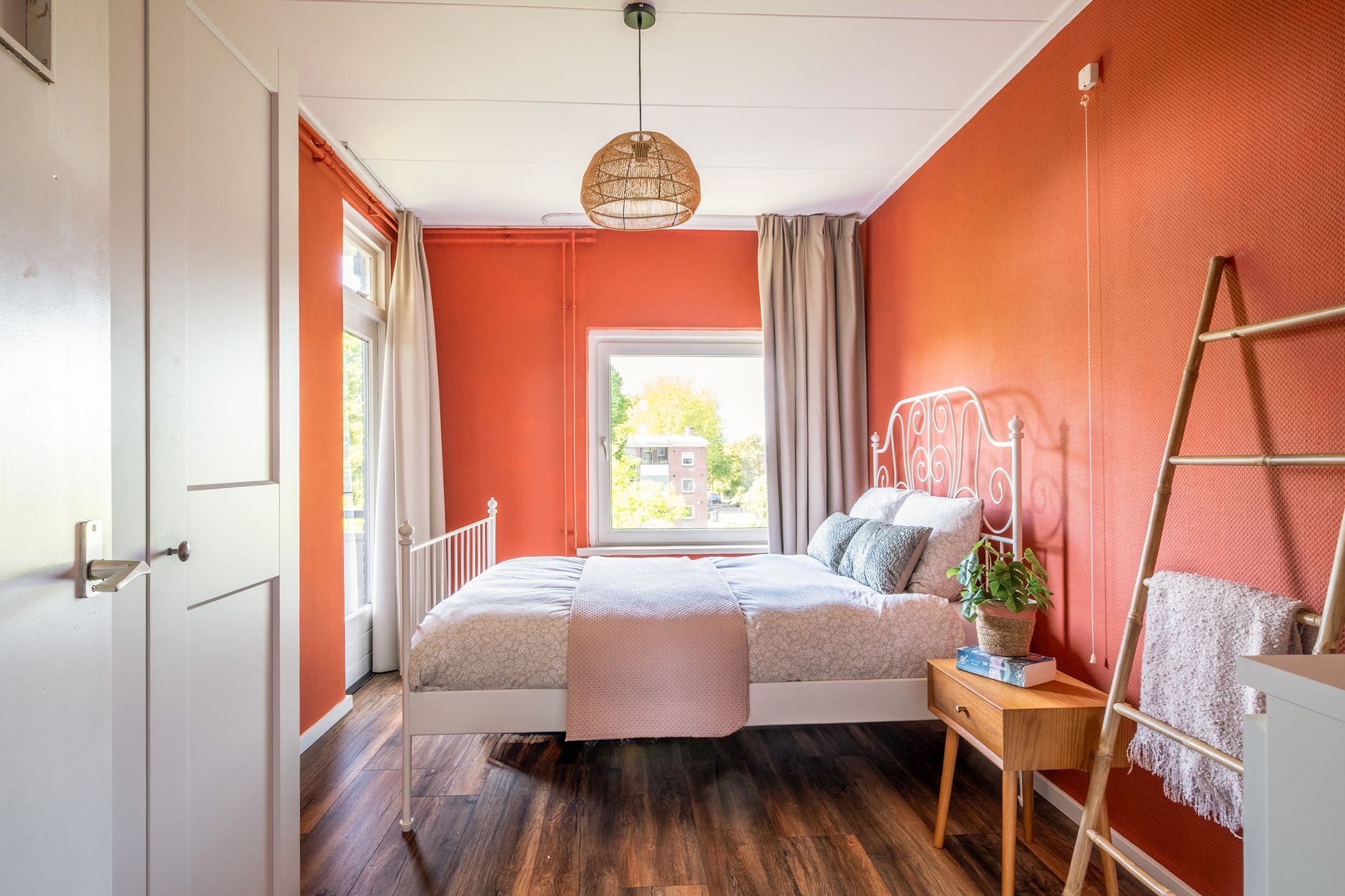 Photo 12 of Christiaan Huygenslaan 24-II