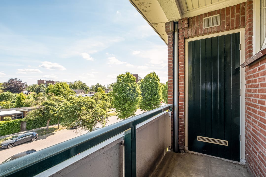 Photo 17 of Christiaan Huygenslaan 24-II