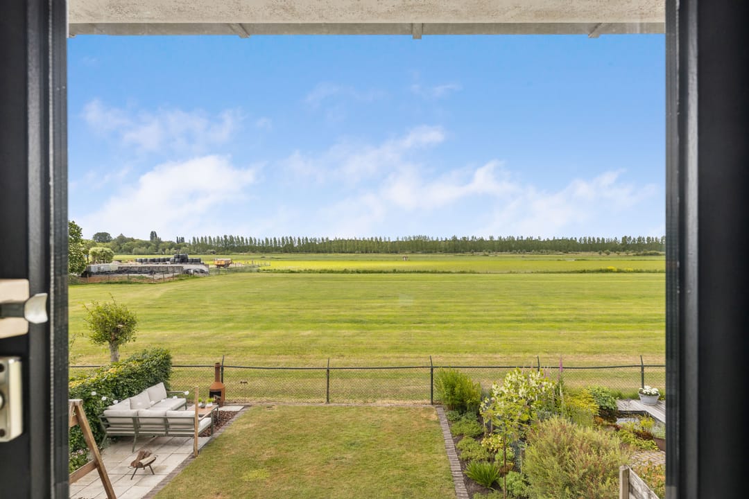 Photo 32 of Houtwerf 16