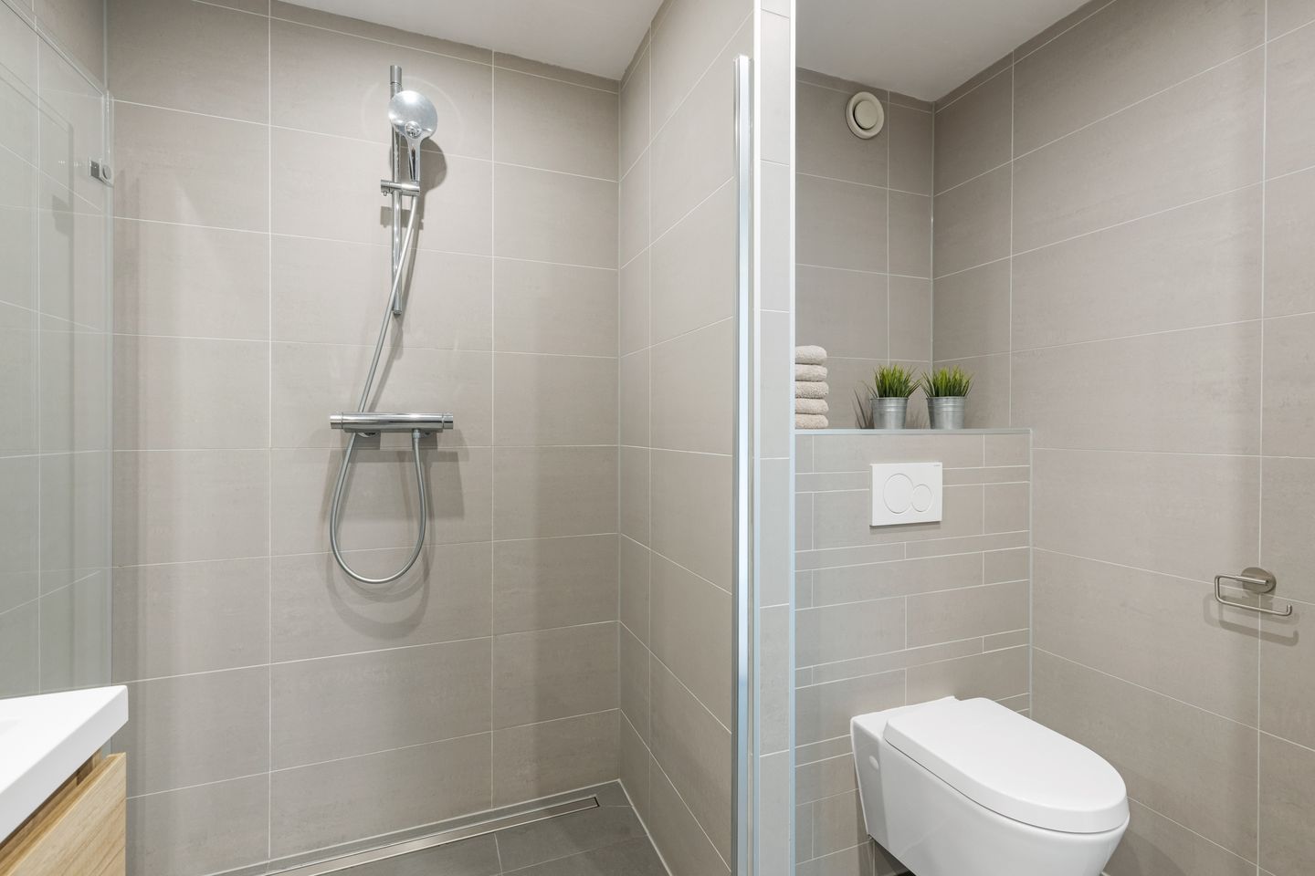 Photo 35 of Houtwerf 16