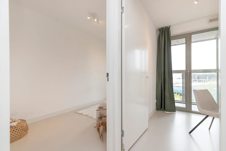 Foto 10 van Houthavenkade 24