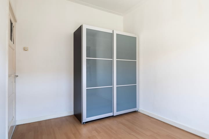 Photo 32 of Willem Loréstraat 118