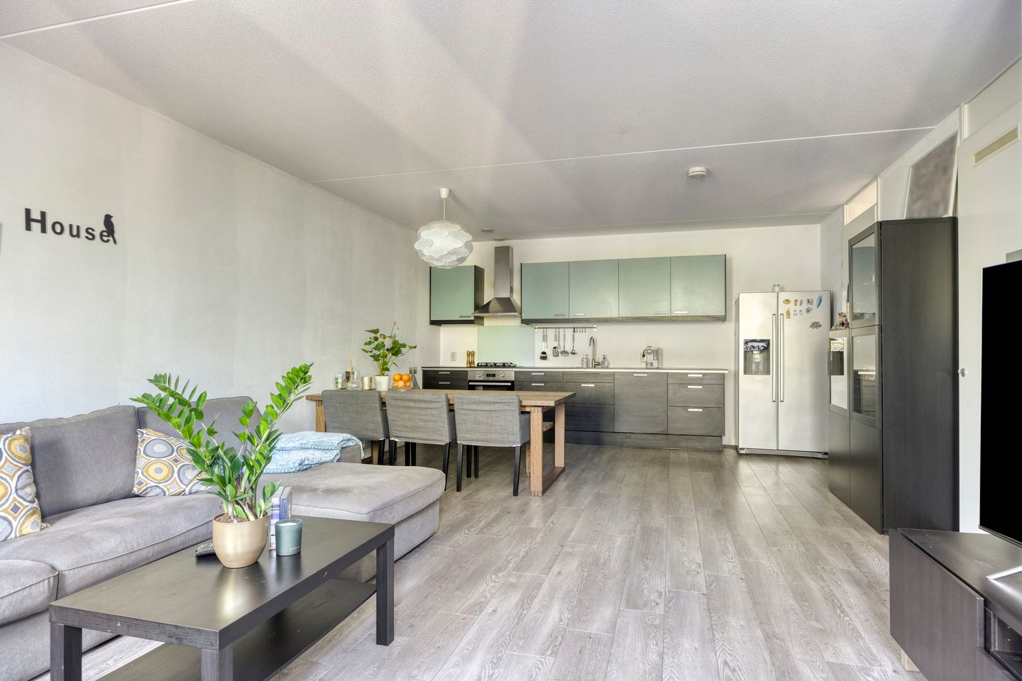 Foto 5 van Hoofdweg 852-H