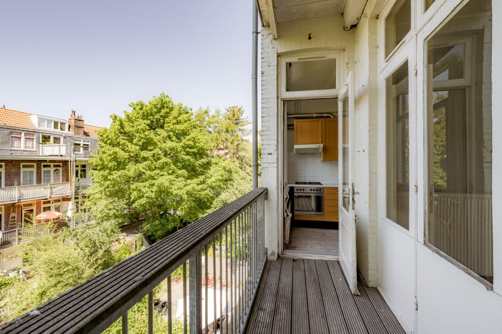 Photo 12 of Admiraal De Ruijterweg 131-2