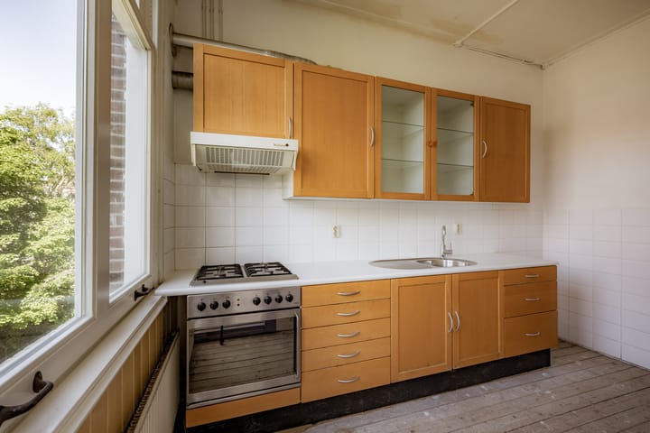 Photo 17 of Admiraal De Ruijterweg 131-2