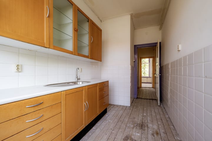 Photo 18 of Admiraal De Ruijterweg 131-2