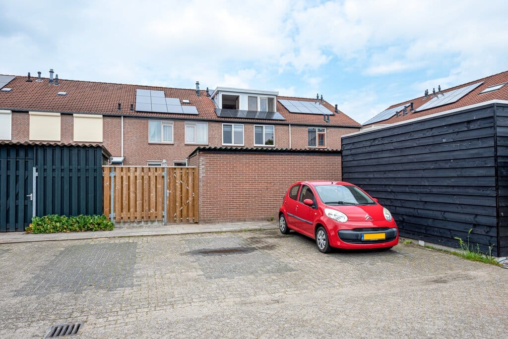 Foto 27 van Cederlaar 64