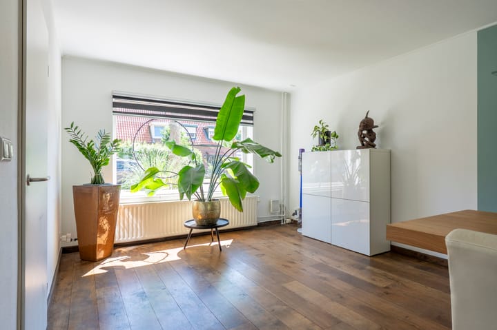 Photo 14 of Meidoornstraat 19