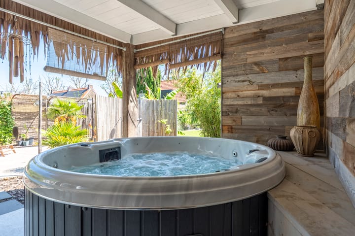 Photo 35 of Meidoornstraat 19