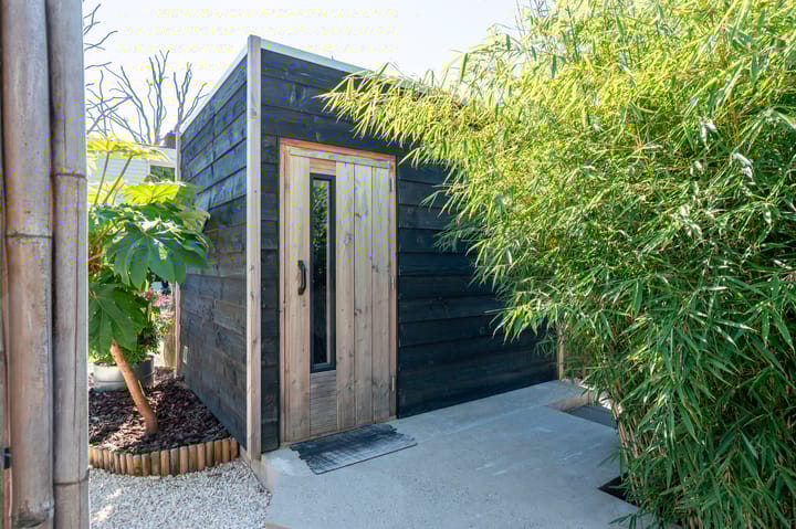 Photo 49 of Meidoornstraat 19