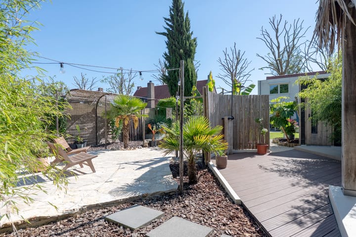 Photo 52 of Meidoornstraat 19