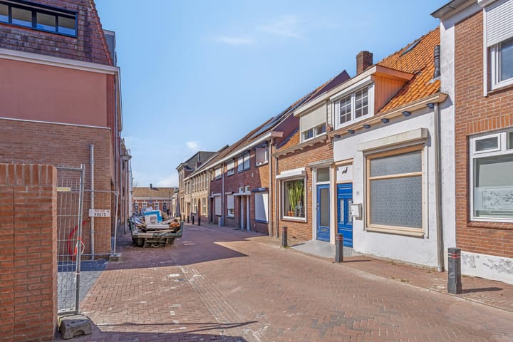 Foto 32 van Visserstraat 21