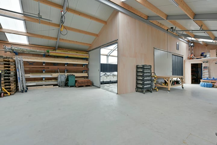 Foto 45 van Westkanaalweg 6