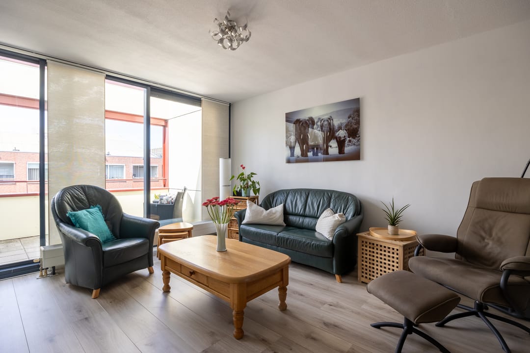 Foto 11 van Tiranastraat 78