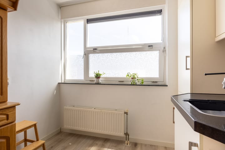 Foto 20 van Tiranastraat 78