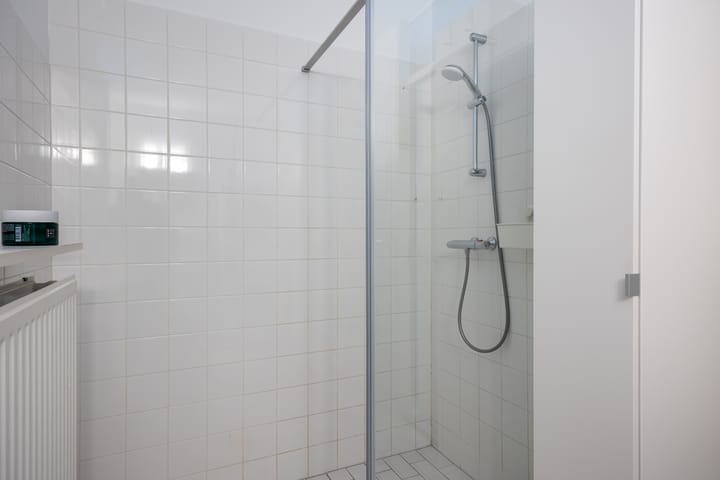 Foto 28 van Tiranastraat 78