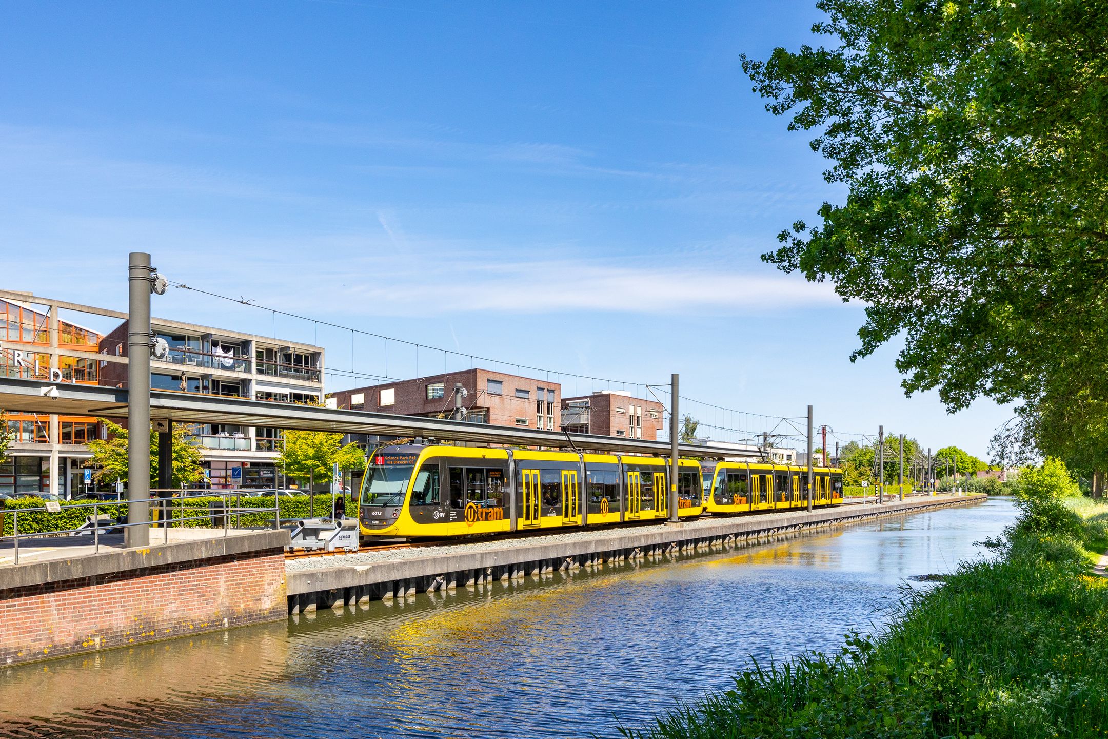 Foto 39 van Tiranastraat 78