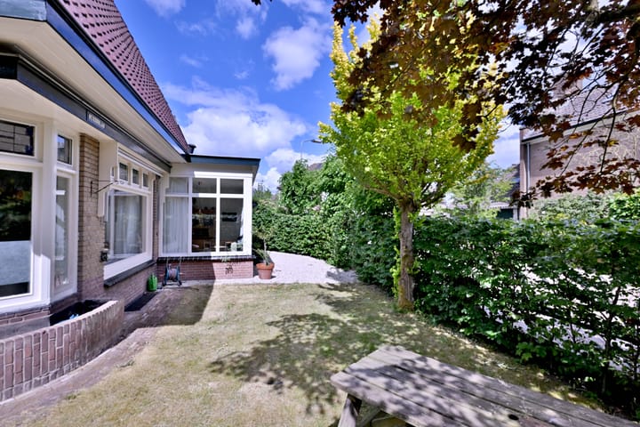 Foto 39 van Meidoornlaan 28