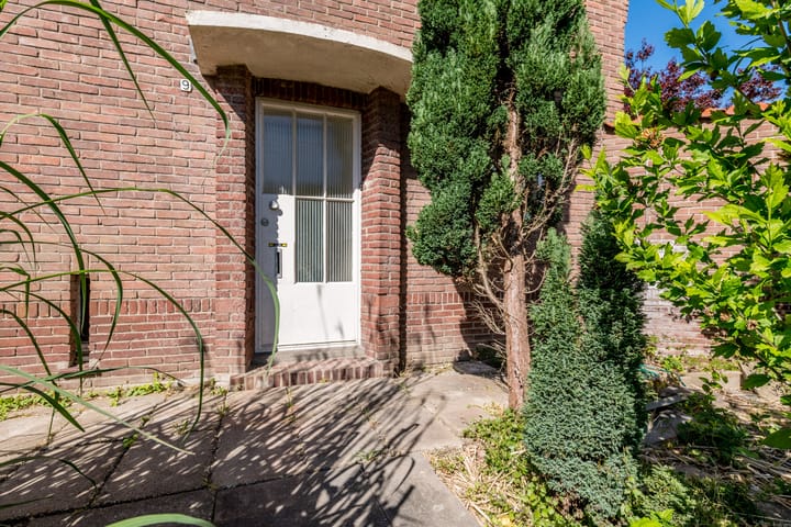 Foto 8 van Gerard Doulaan 9