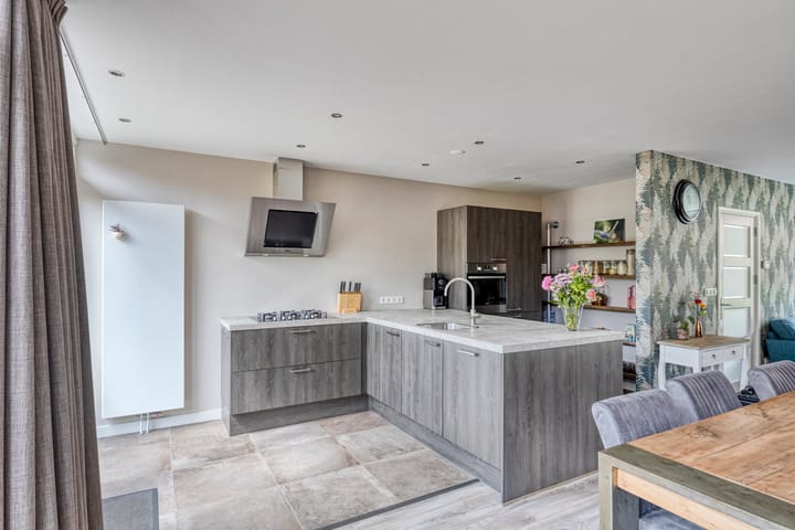 Foto 6 van Jan Luykenlaan 25