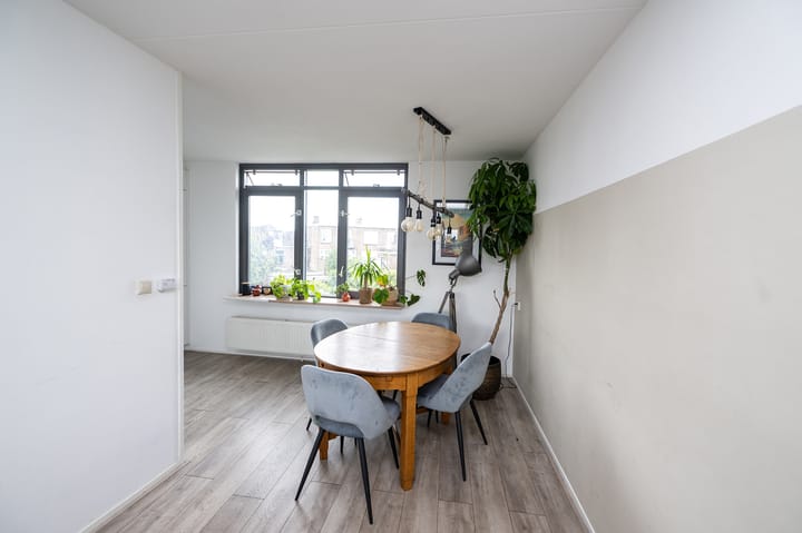 Foto 11 van Van der Laenstraat 122