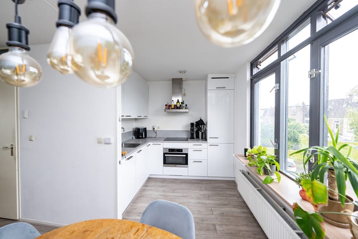 Foto 12 van Van der Laenstraat 122