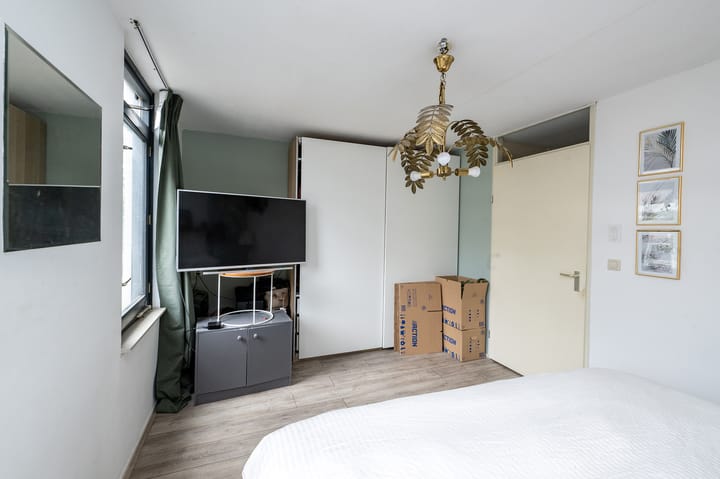 Foto 15 van Van der Laenstraat 122