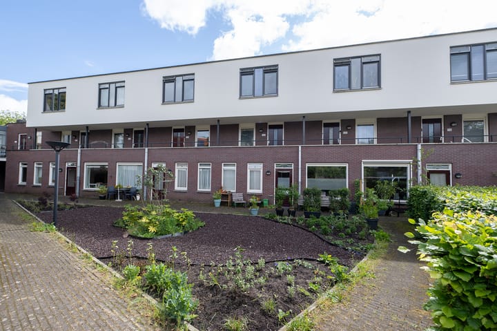 Foto 2 van Van der Laenstraat 122