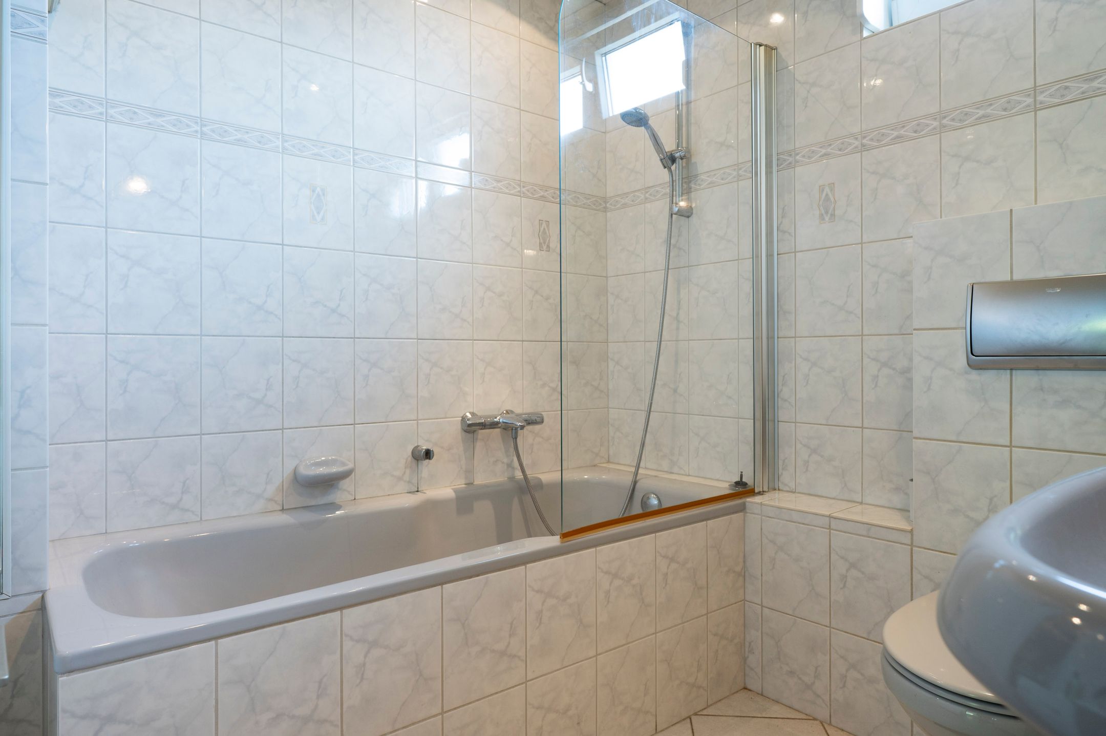 Foto 24 van Burg. Bogmanstraat 1