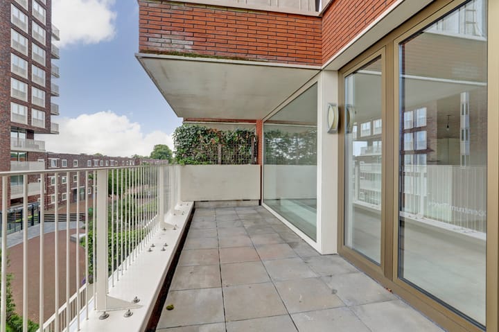 Foto 15 van Gouden Leeuwplein 82