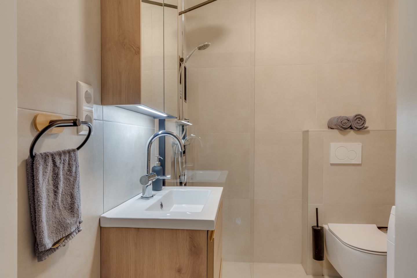 Photo 19 of Antilopespoor 115