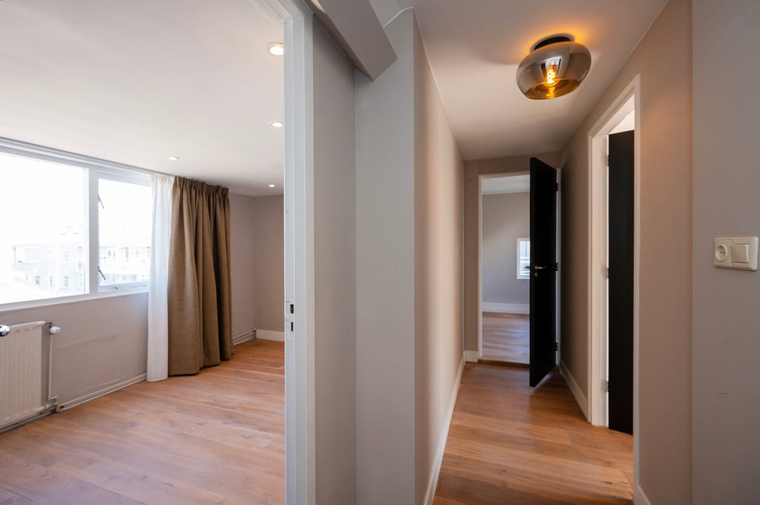 Photo 17 of Dwarsstraat 17