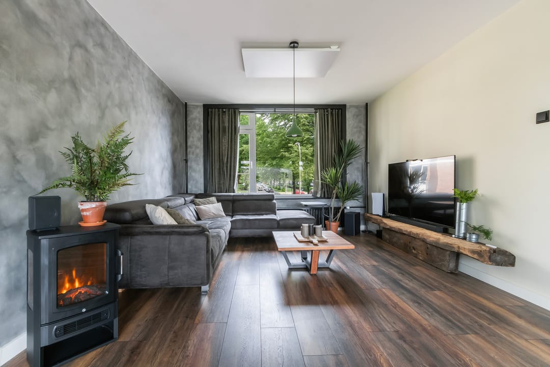 Photo 2 of Domela Nieuwenhuisweg 200