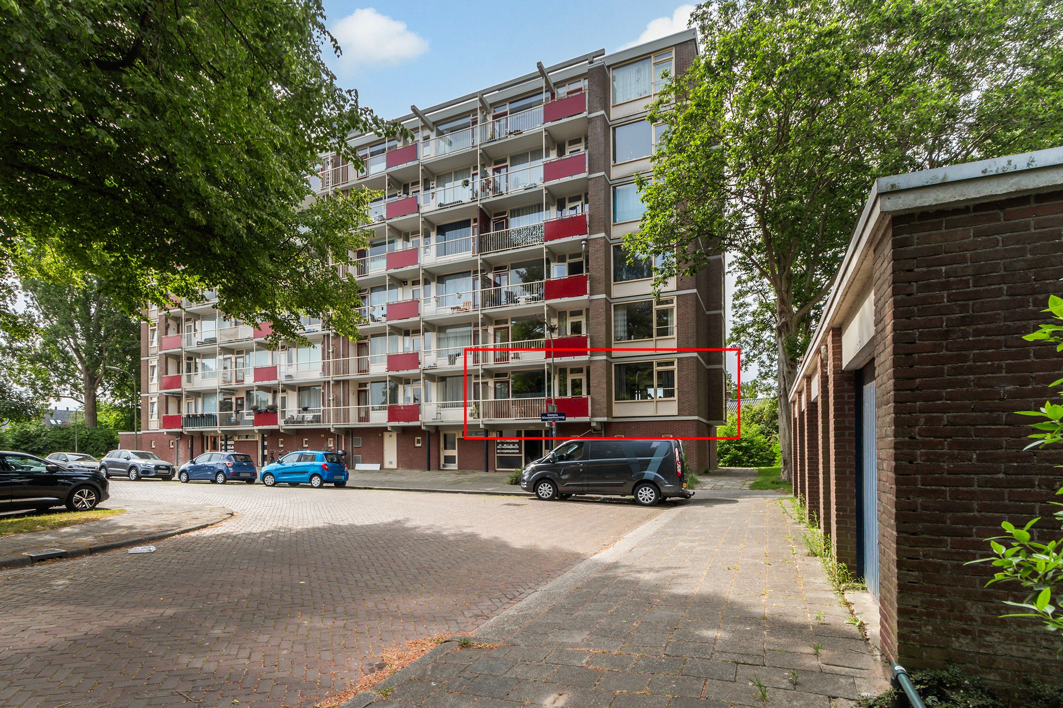 Photo 6 of Domela Nieuwenhuisweg 200