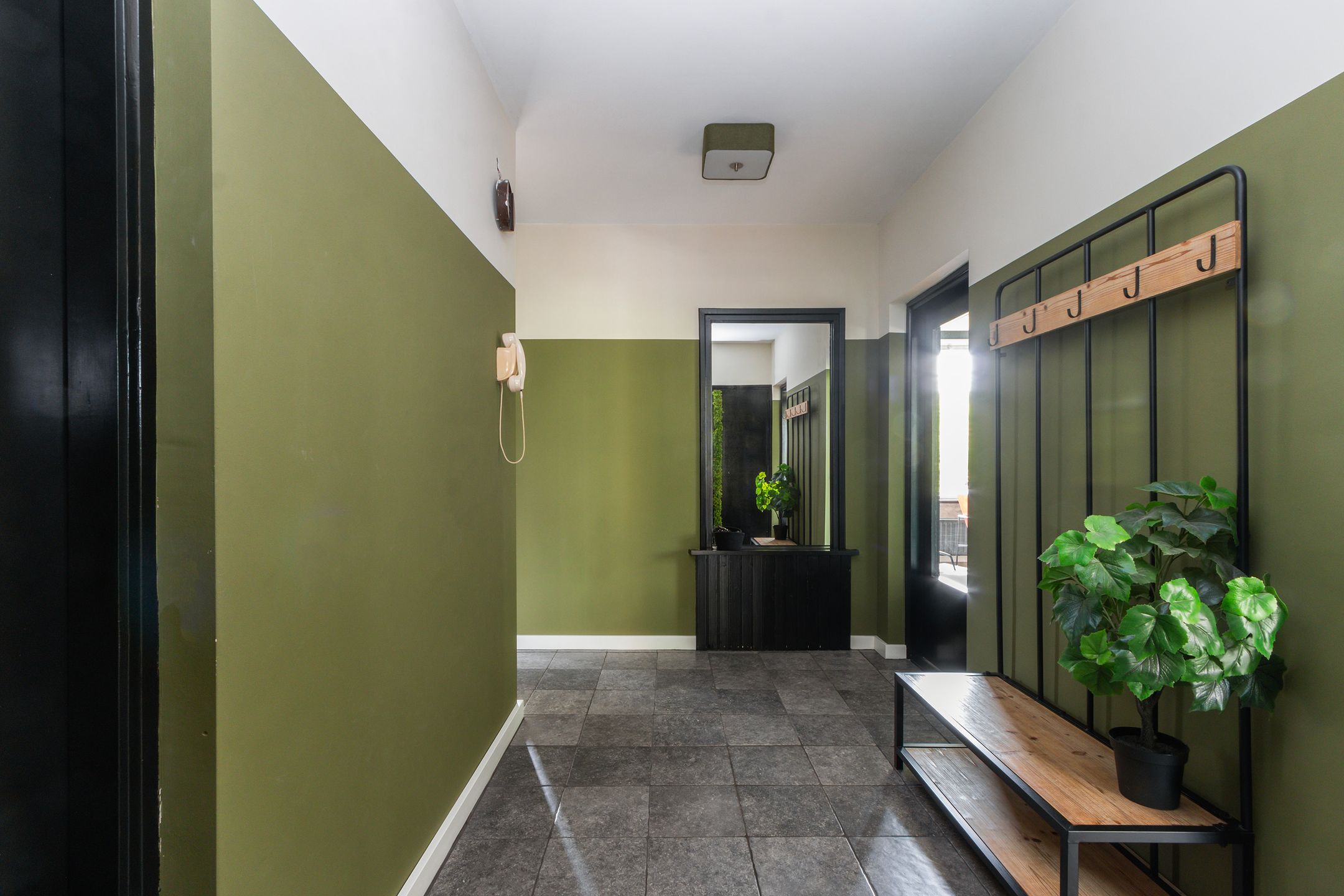 Photo 9 of Domela Nieuwenhuisweg 200