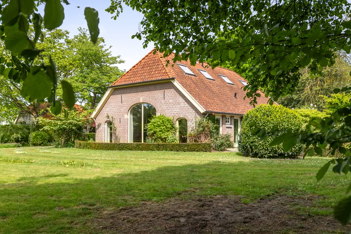 Foto 3 van Martensmaat 1