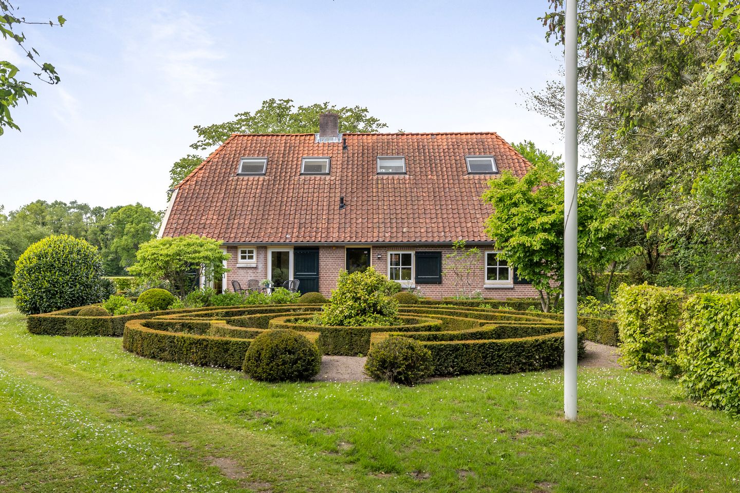 Foto 5 van Martensmaat 1