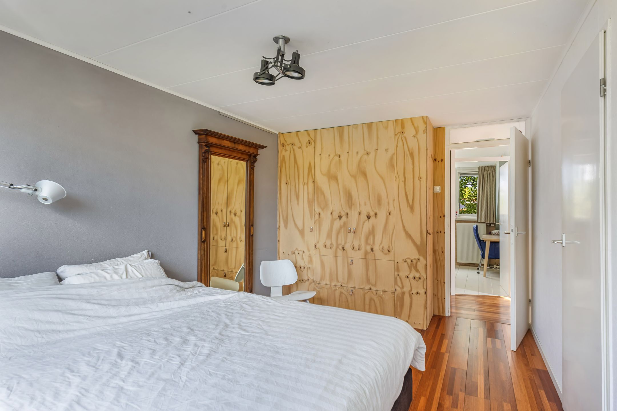 Foto 39 van Suderom 10