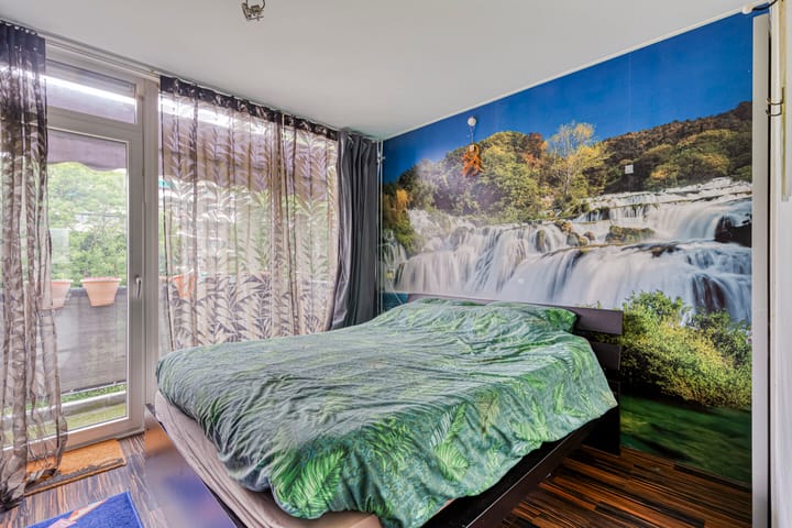 Photo 10 of Van Langendonckstraat 100