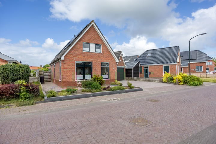 Foto 3 van Burg. Wiersumstraat 7