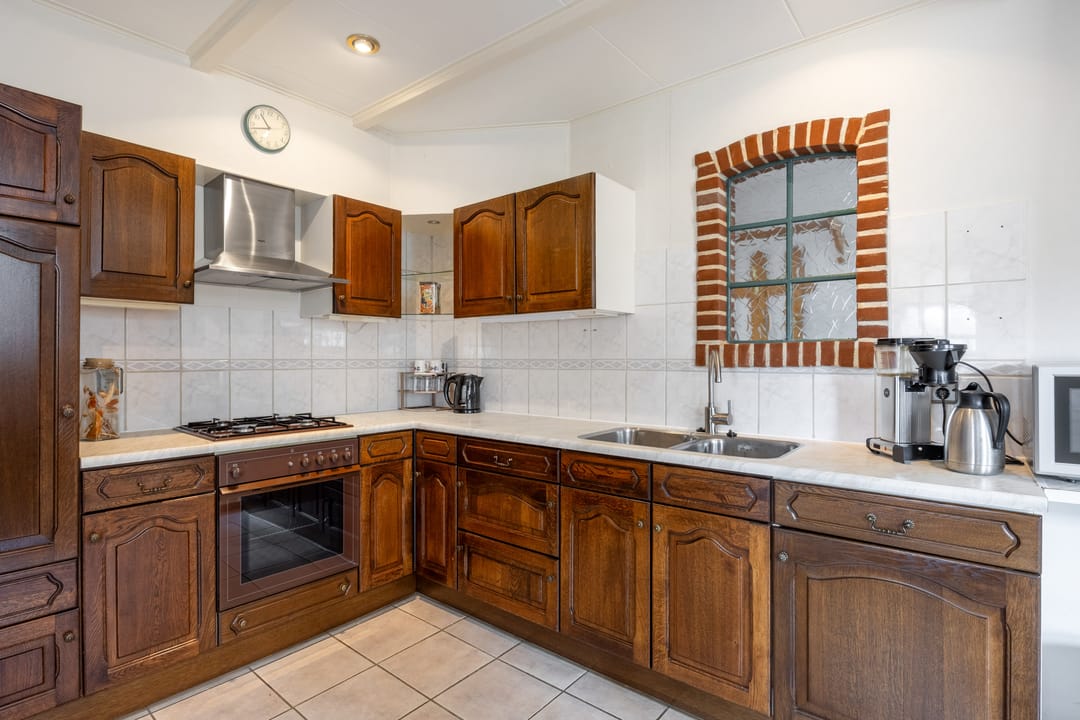 Foto 8 van Burg. Wiersumstraat 7