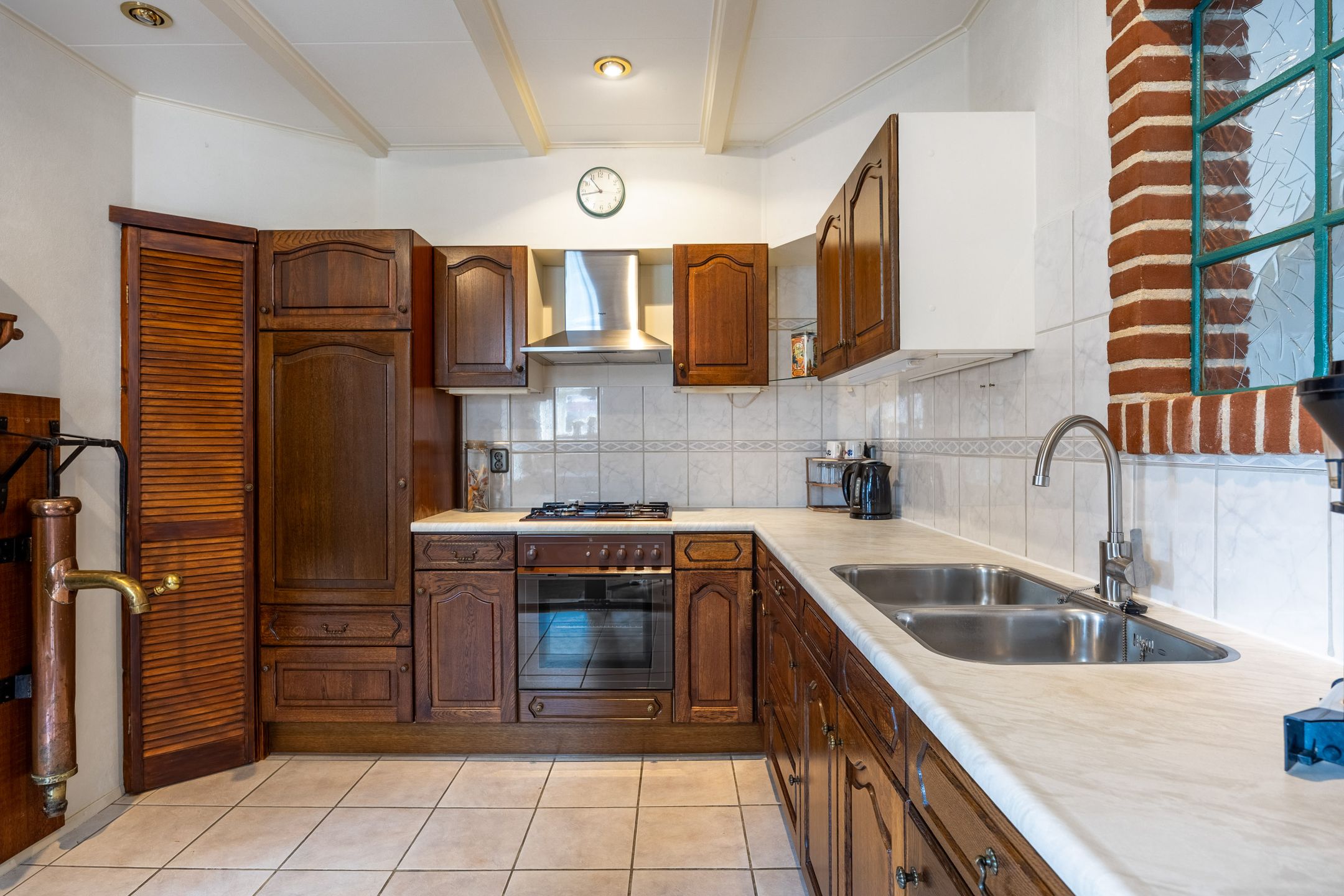 Foto 9 van Burg. Wiersumstraat 7